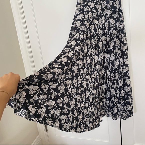 Acacia Swimwear Emmett Tencel Dress - Blossom Print - Picture 4 of 6